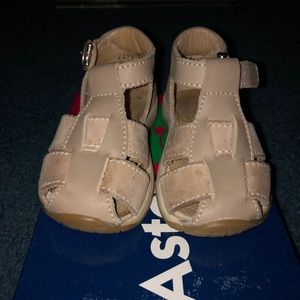 Aster Baby Shoes - Size 4